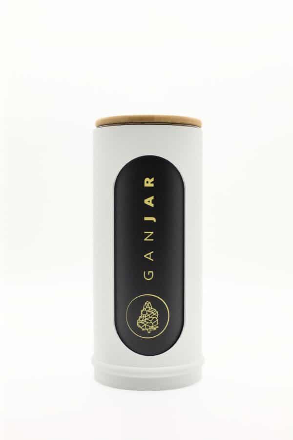 GANJAR F | PURE WHITE
